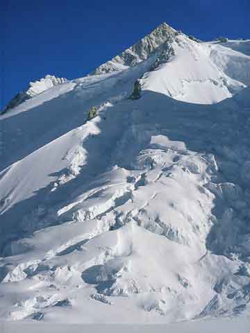 
GasherbrumII and Gasherbrum II - Los Ochomiles: Karakorum e Himalaya book
